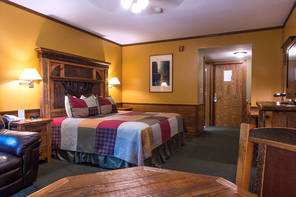 Starved-Rock-Lodge-King